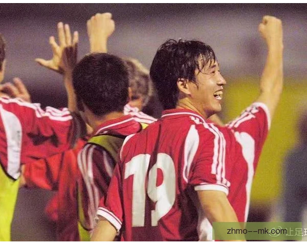 2001年十强赛国足沈阳五里河1比0阿曼 于根伟制胜球叩开世界杯大门